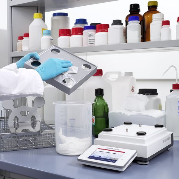 Balance De Précision Mettler Toledo XSR4002S & Station BD Pyxis IV Prep – Occasion, Non Testée